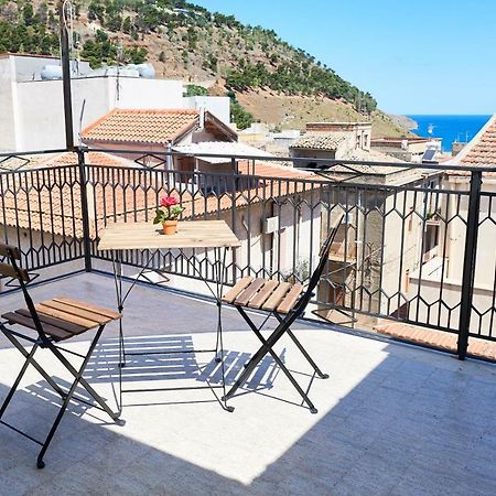 카스텔라마레델골포 Sole Di Castellammare B&B 외부 사진