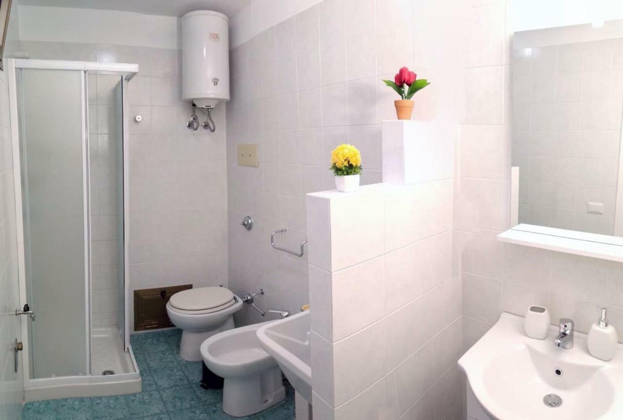 카스텔라마레델골포 Sole Di Castellammare B&B 외부 사진