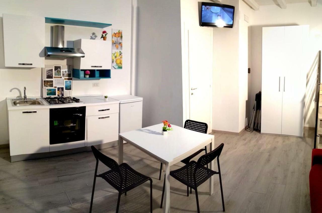 카스텔라마레델골포 Sole Di Castellammare B&B 외부 사진