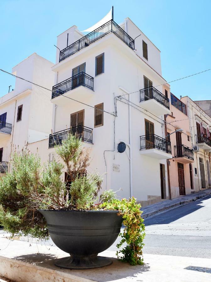 카스텔라마레델골포 Sole Di Castellammare B&B 외부 사진